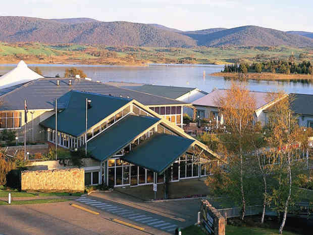Rydges Horizons Snowy Mountains